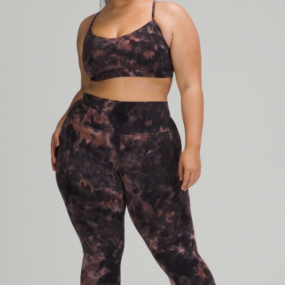 Flow Y Bra Size: 6